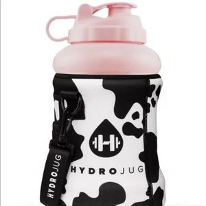HydroJug Cow 🐮 Sleeve Limited Edition